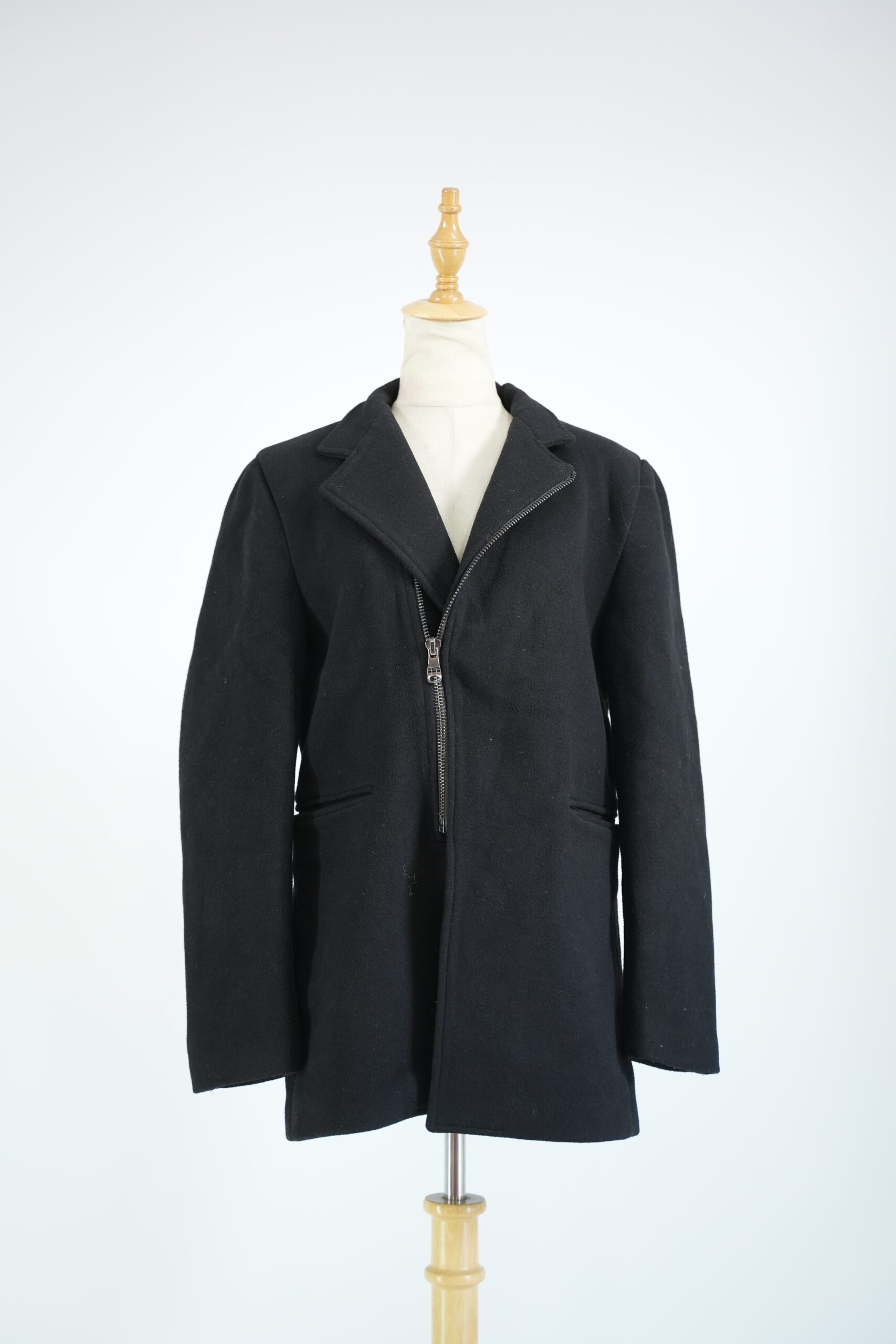 Black Woolen Coat with Zipper